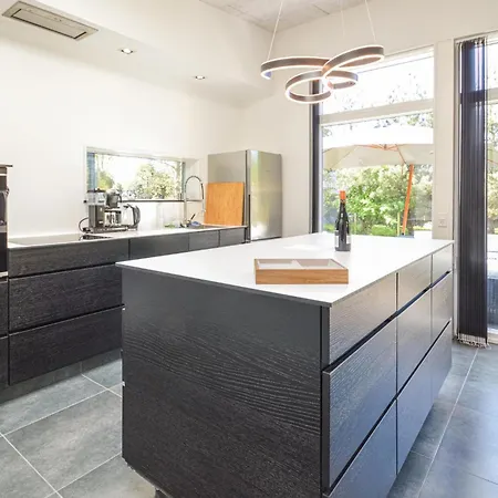 Amazing In Vaeggerlose With Wifi 度假居